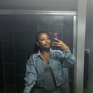 Meet your Posher, Brielle